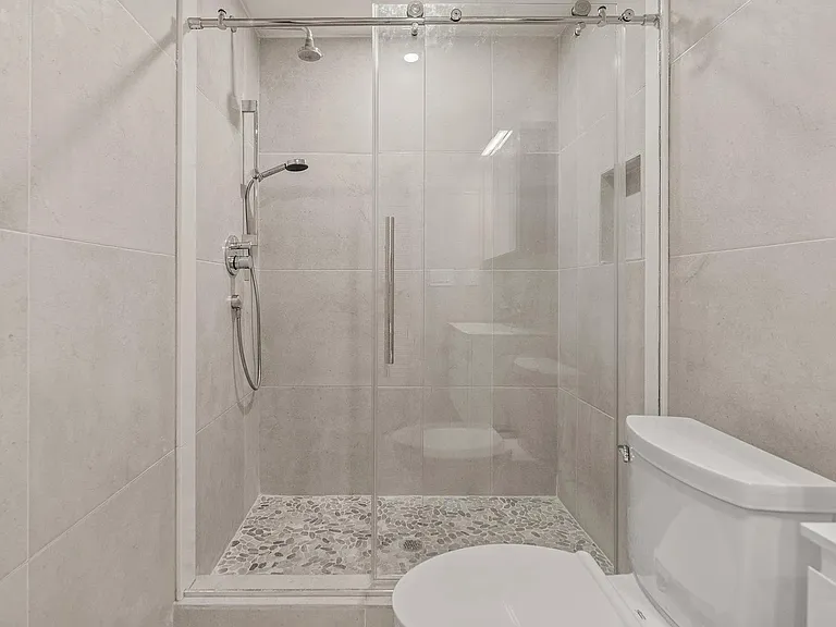 253 N 3rd St #32 — Photo 14