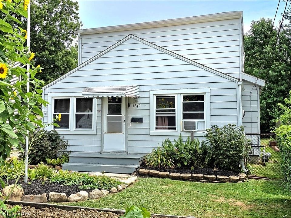 1st image of 1249 E 342nd St