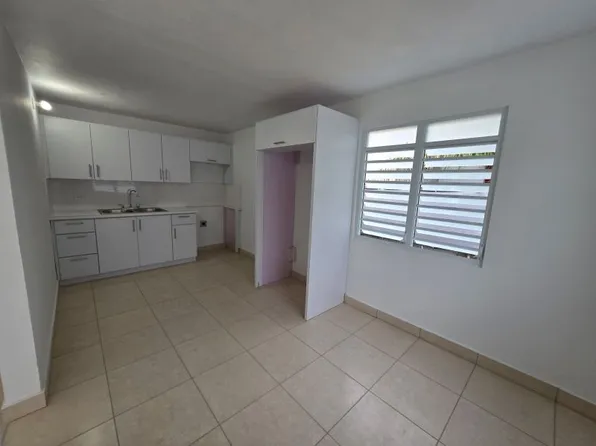 Bo Arrenalejos 4 647 St, Arecibo, PR 00612
