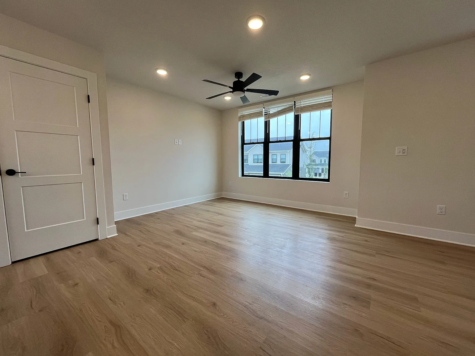 2911 Southwest Prairie Trail Parkway - 1 — Photo 3