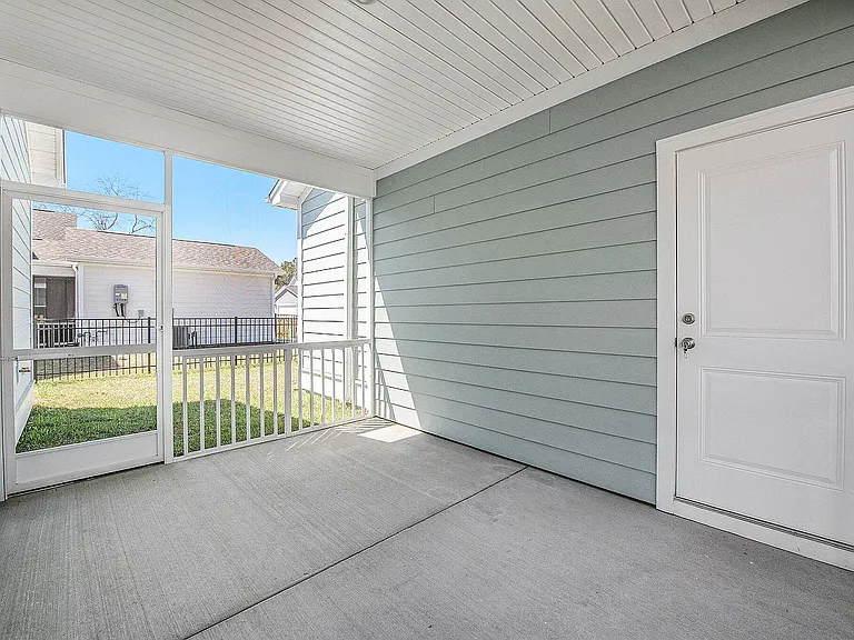 416 Bluegill Ln — Photo 18