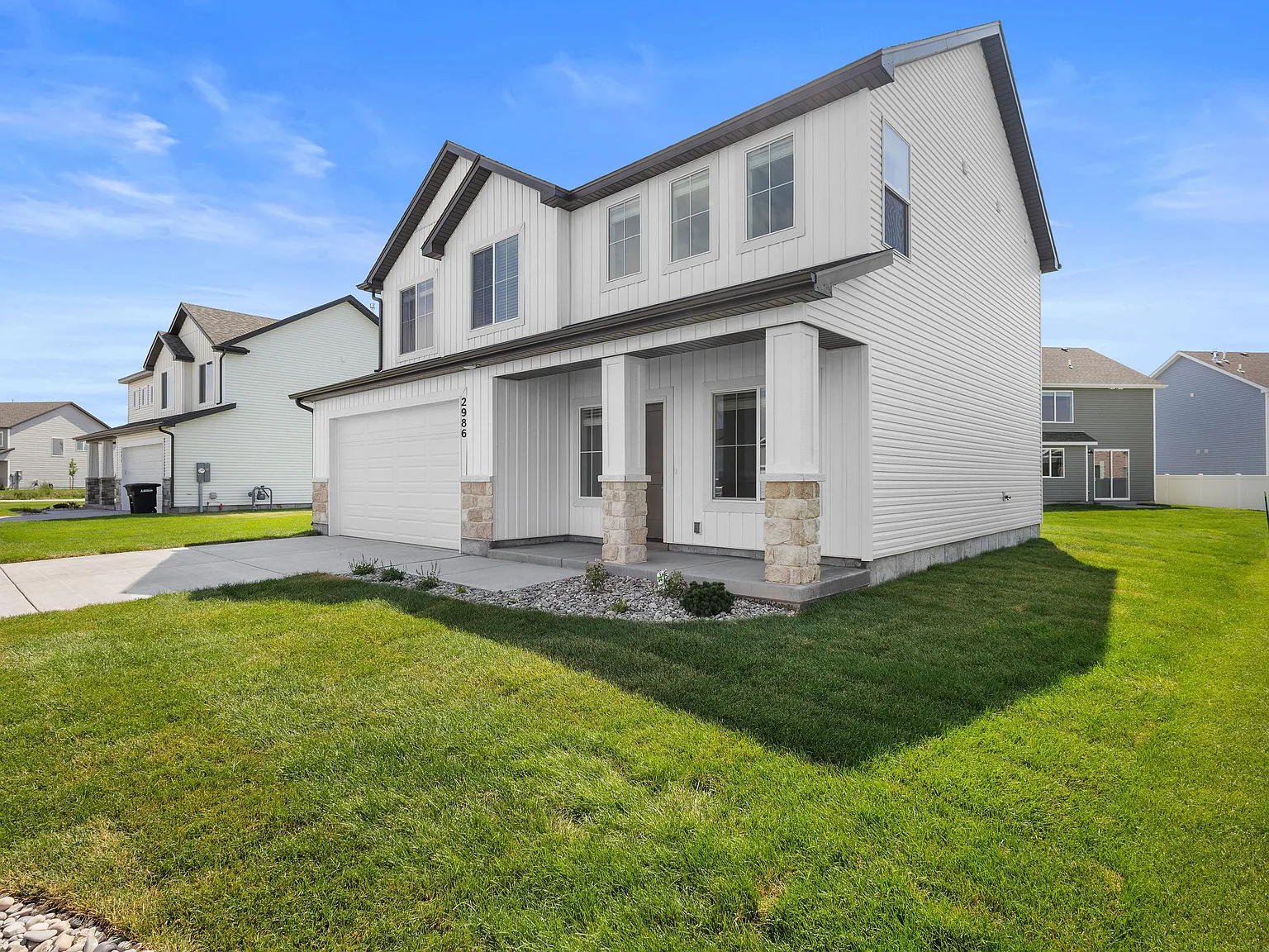 4 bed, 1897 sqft, $2,600 — Photo 2