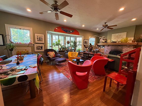 5th image of 2425 Demington Dr #2666