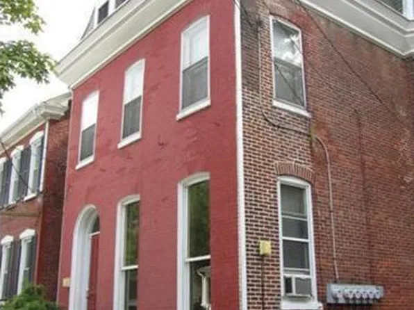 56 W 3rd St APT 4, Pottstown, PA 19464