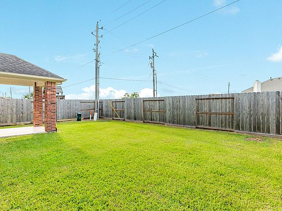 3rd image of 1025 Luke Dr