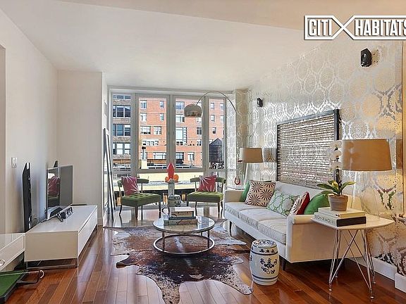 4th image of 130 W 20th St #Ph10b