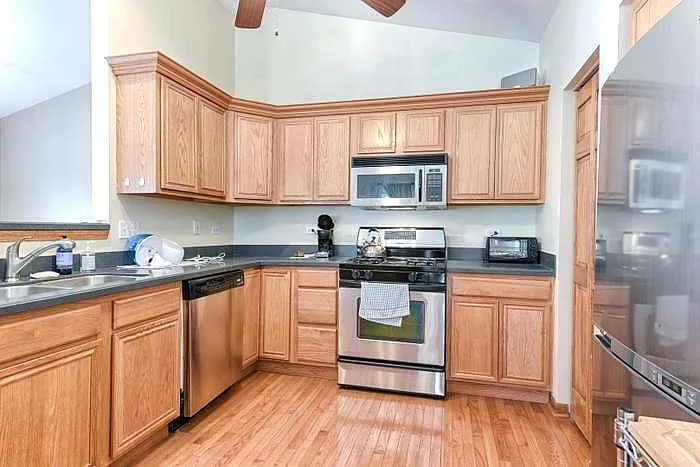 2965 Saganashkee Ln #2965 — Photo 4