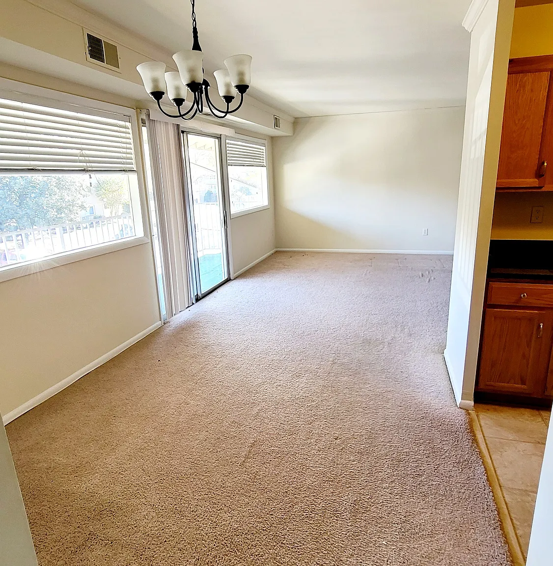 1 bed, $1,095 — Photo 4