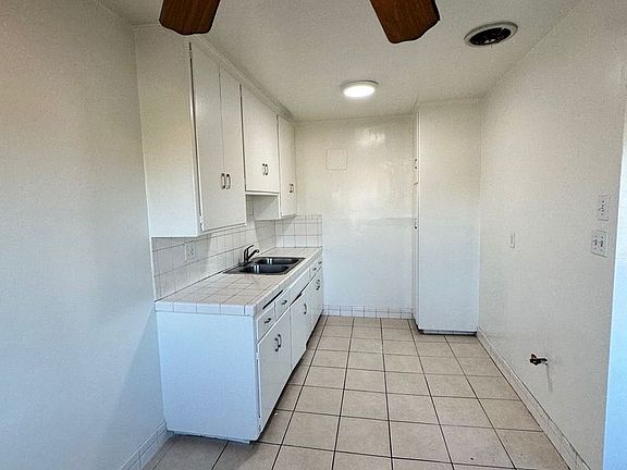 5th image of 6822 Fry St Unit D