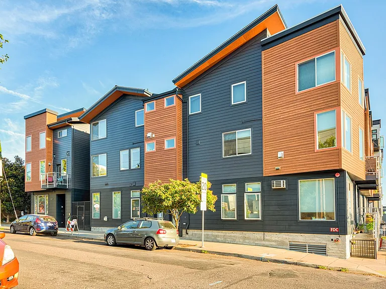 1607 NW Davis St — Photo 13