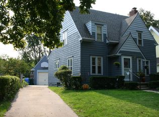 1621 Drexel Rd, Lansing, MI 48915