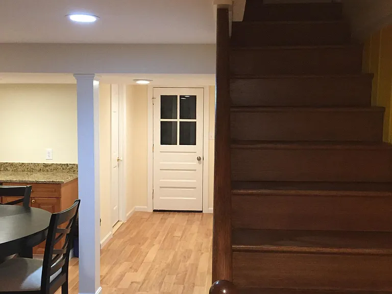 Villa Dr — Photo 22