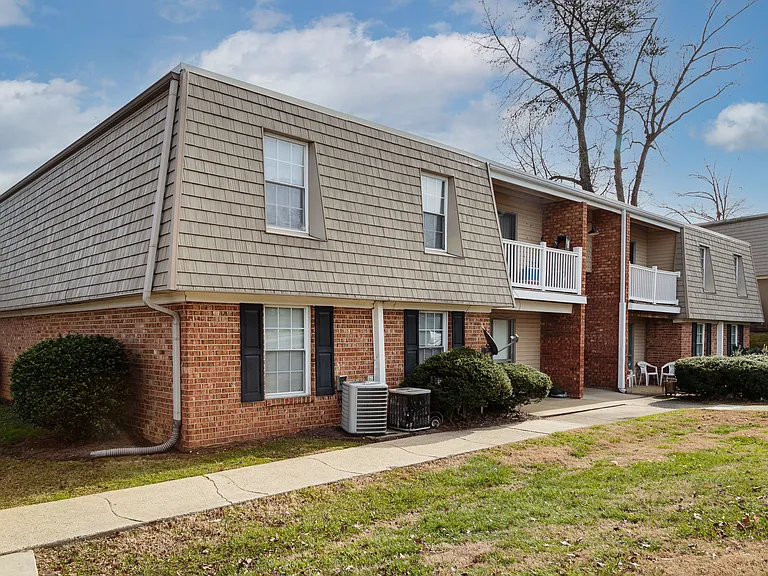 New Irving Heights Apartments | Apartments For Rent in Greensboro,NC