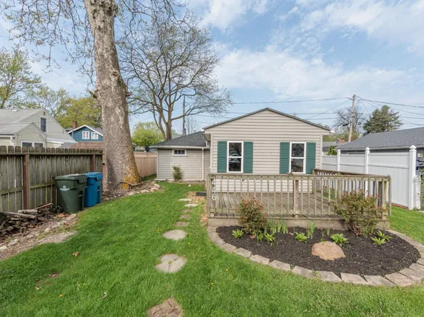 446 Ewa Yea St, Vermilion, OH 44089