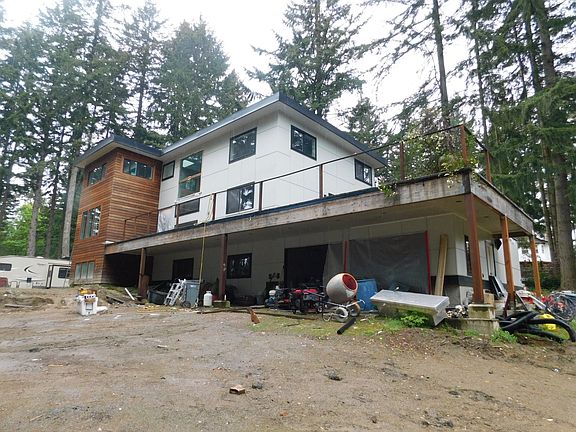 2nd image of 17319 17th Ave W