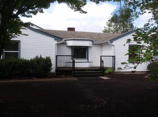 960 Anderson Ln APT 13, Springfield, OR 97477