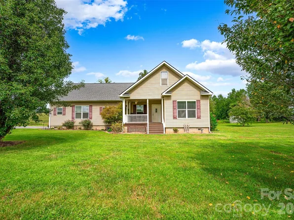 326 Dowell Rd, Olin, NC 28660