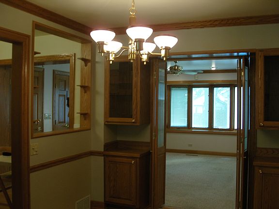 5th image of 7831 Keeler Ave
