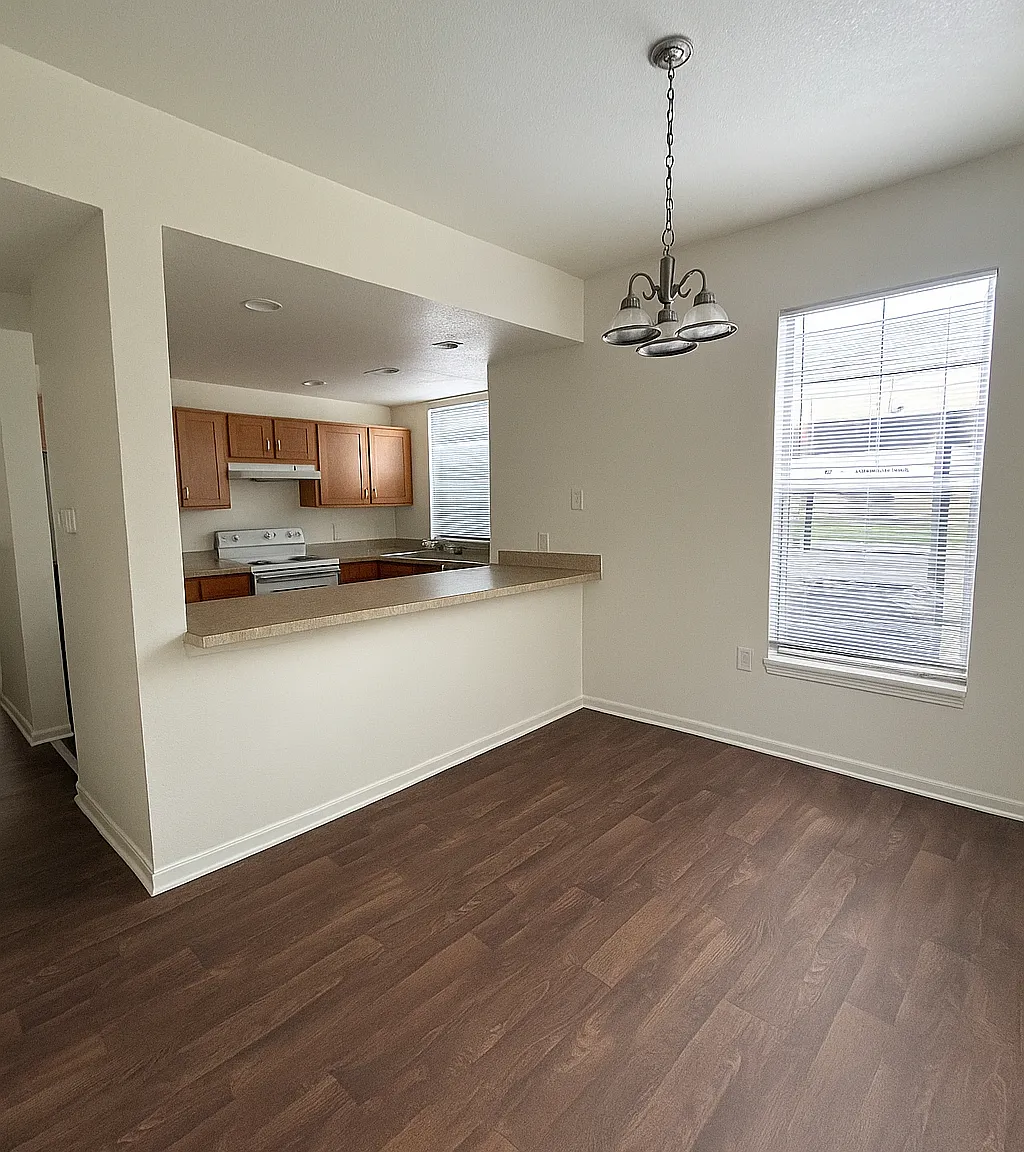 Turtle Hill Townhomes — Photo 4