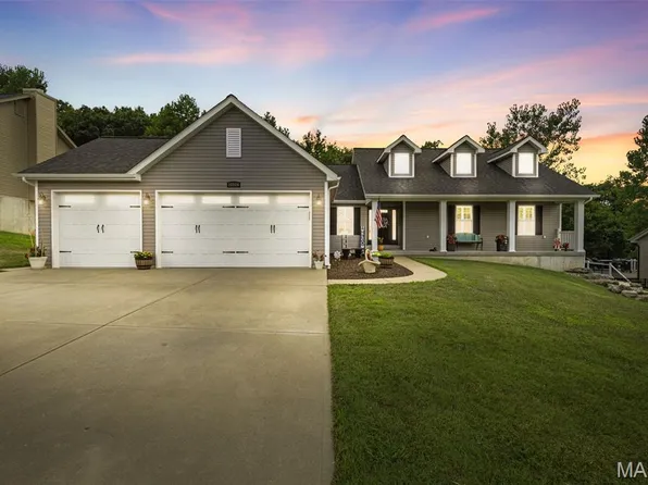 10509 Victoria Falls Dr, Festus, MO 63028