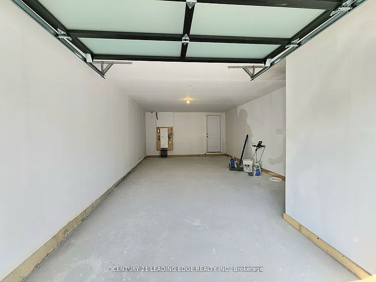 109 Stauffer Cres — Photo 19
