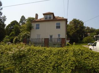 242 Elmwood St, New Castle, PA 16101