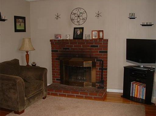5th image of 12 Montclair Ave