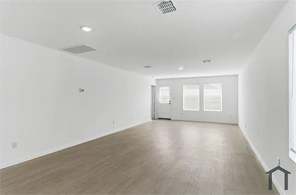 3120 Burmese St — Photo 13