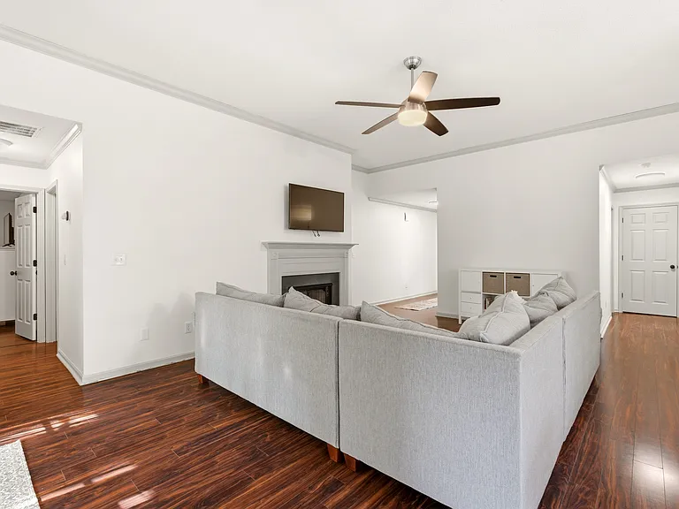 9 Whitewater Ct — Photo 7