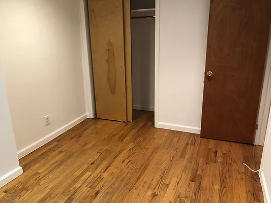 Rented by GreenVill Real Estate LLC | media 36