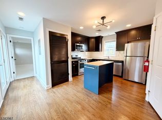 27 Phoenix Ave #2A, Morristown, NJ 07960