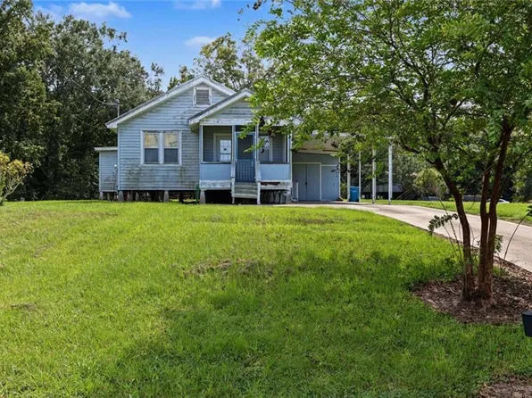 568 Willow Cir, Cypremort Pt, LA 70538