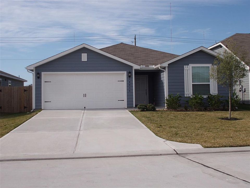 1st image of 12715 Pelican Bay Dr