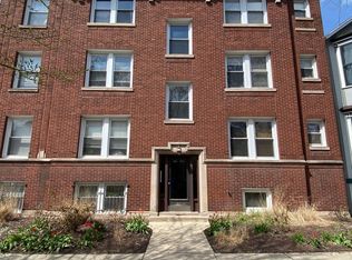 3005 N Clifton Ave #205, Chicago, IL 60657
