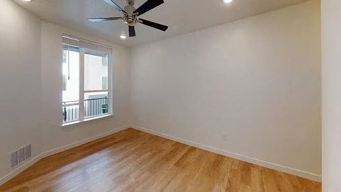 SevenO2 Main Apartments — Photo 163