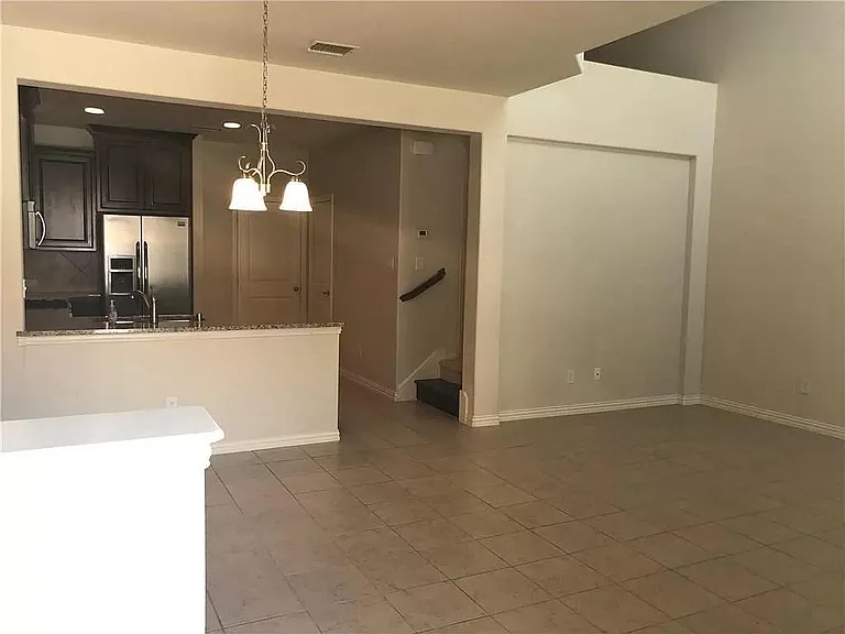 623 Matthew Pl — Photo 10