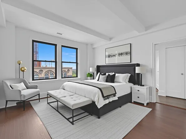 327 Central Park West image 9 of 24