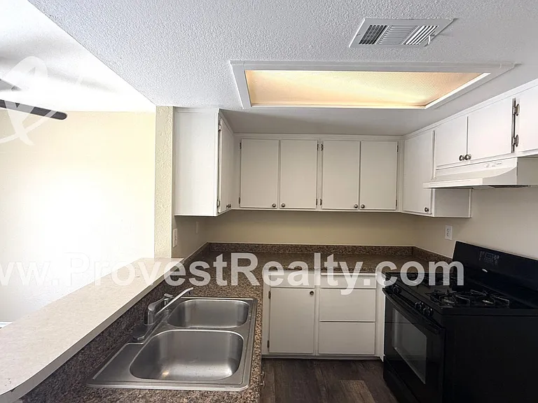 Sioux Rd 22526- / AVT 2 LLC — Photo 8