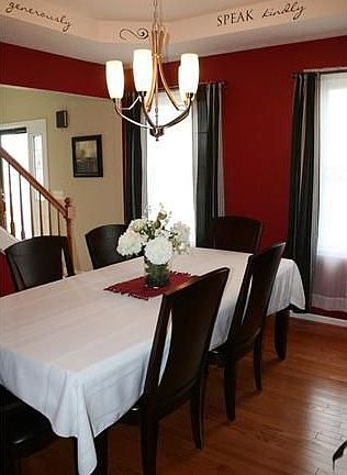 5th image of 858 Bannerwood Dr