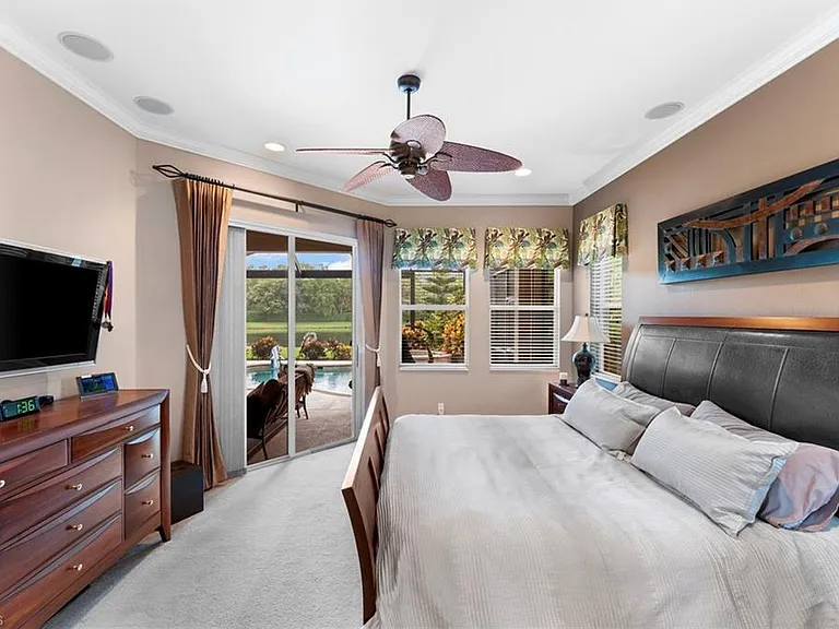 6155 Dogleg Dr — Photo 11