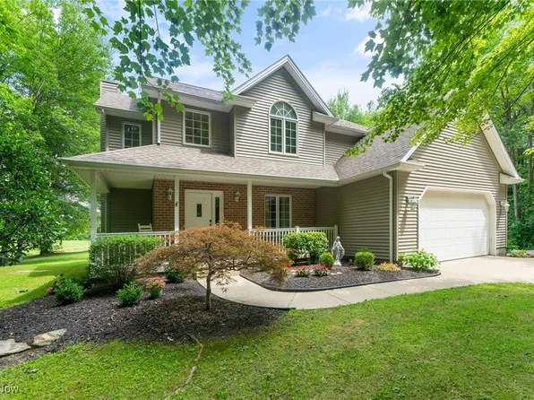1745 N Duck Creek Rd, North Jackson, OH 44451