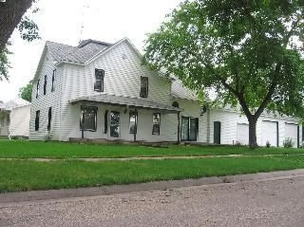 206 W 7th St, Osmond, NE 68765
