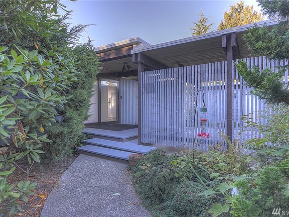 5th image of 6322 Madrona Dr NE