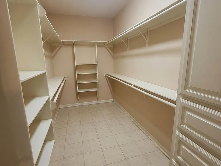 3714 Illeana St — Photo 10