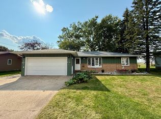 1710 10th St, Manson, IA 50563