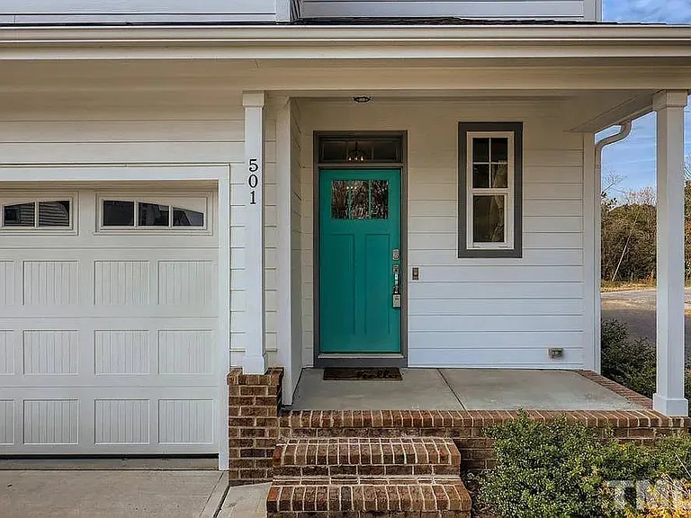501 Germaine St — Photo 3