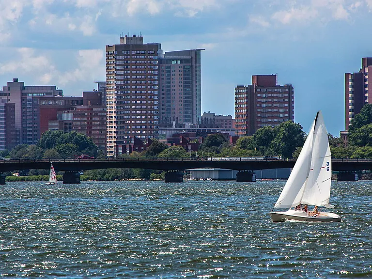 Beautiful views of the city just minutes from your doorstep