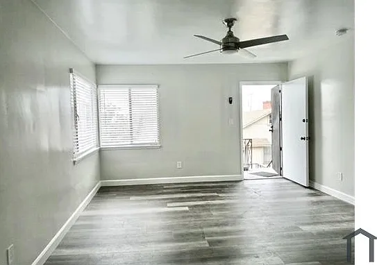 6601 Crenshaw Blvd #6 — Photo 1