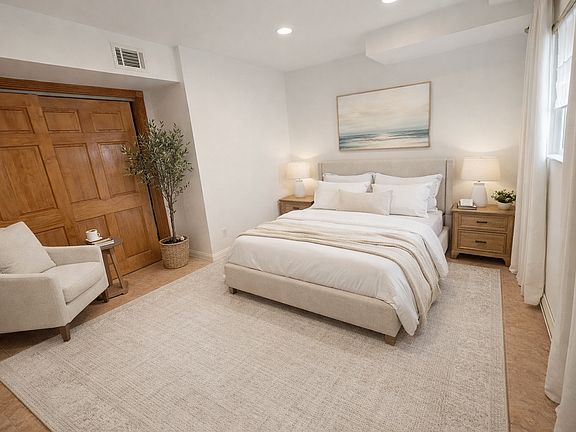 4th image of 12404 Cronston Ave #1