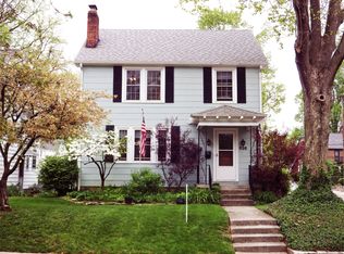 826 S Cassingham Rd, Columbus, OH 43209